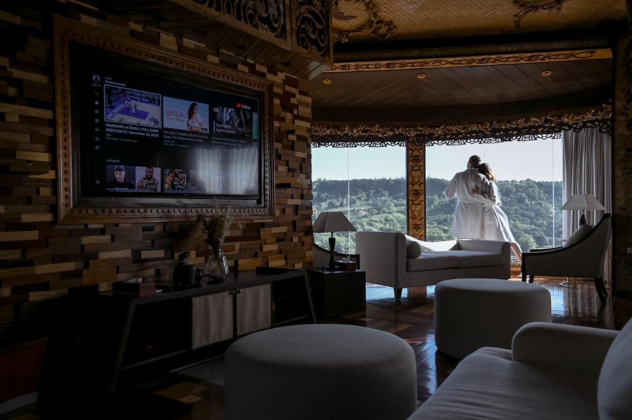 Rancho Bernardo Luxury Villas And Resort Bagac Zewnętrze zdjęcie