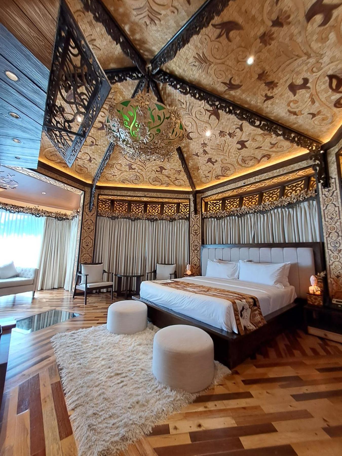 Rancho Bernardo Luxury Villas And Resort Bagac Zewnętrze zdjęcie